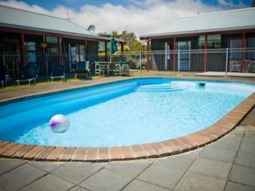 Asure Kapiti Court Motel Paraparaumu Dış mekan fotoğraf